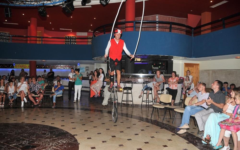 Rubi Hotel Авсалар Екстериор снимка
