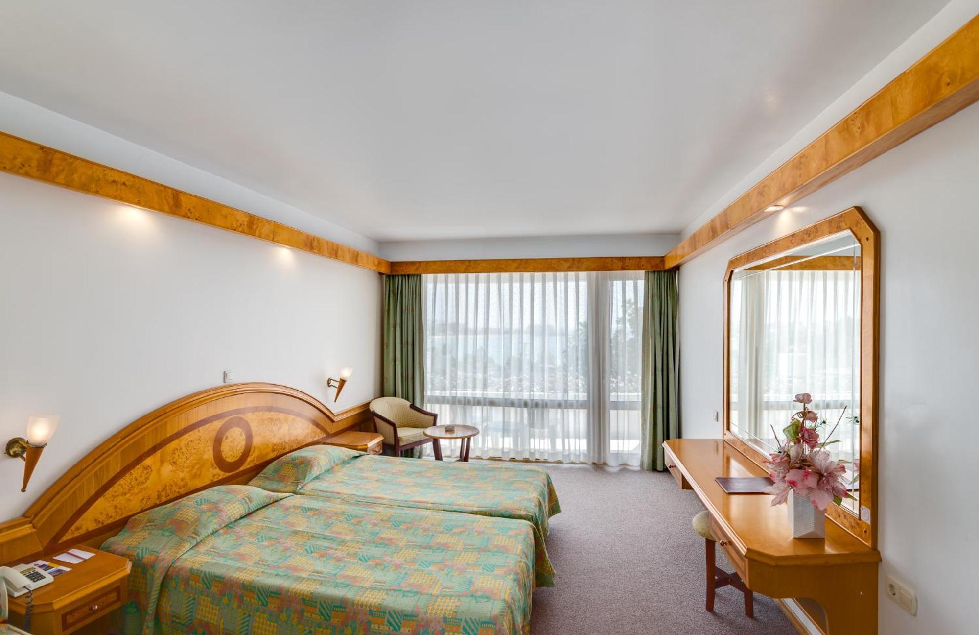 Rubi Hotel Авсалар Екстериор снимка