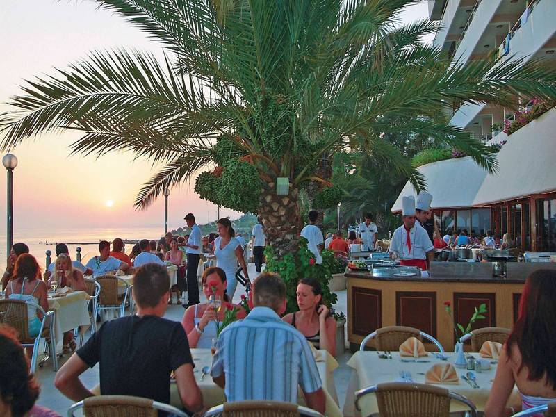 Rubi Hotel Авсалар Екстериор снимка